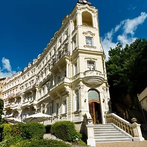 Anglický Dvůr Hotel