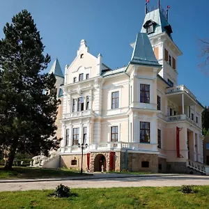 Royal Golf Отель
